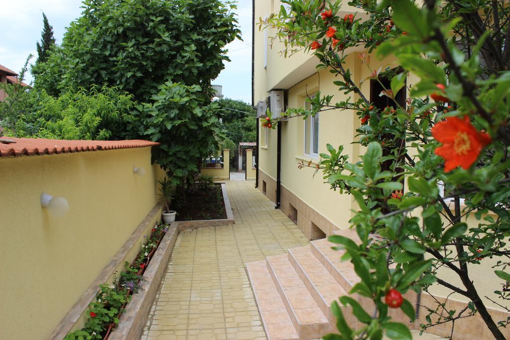 Zlatna Ribka Ξενοδοχείο Τσερνομόρετς Εξωτερικό φωτογραφία